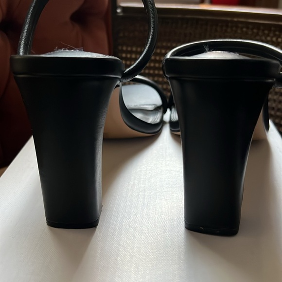 Selling because I can’t do over 4 inches anymore - Picture 3 of 6